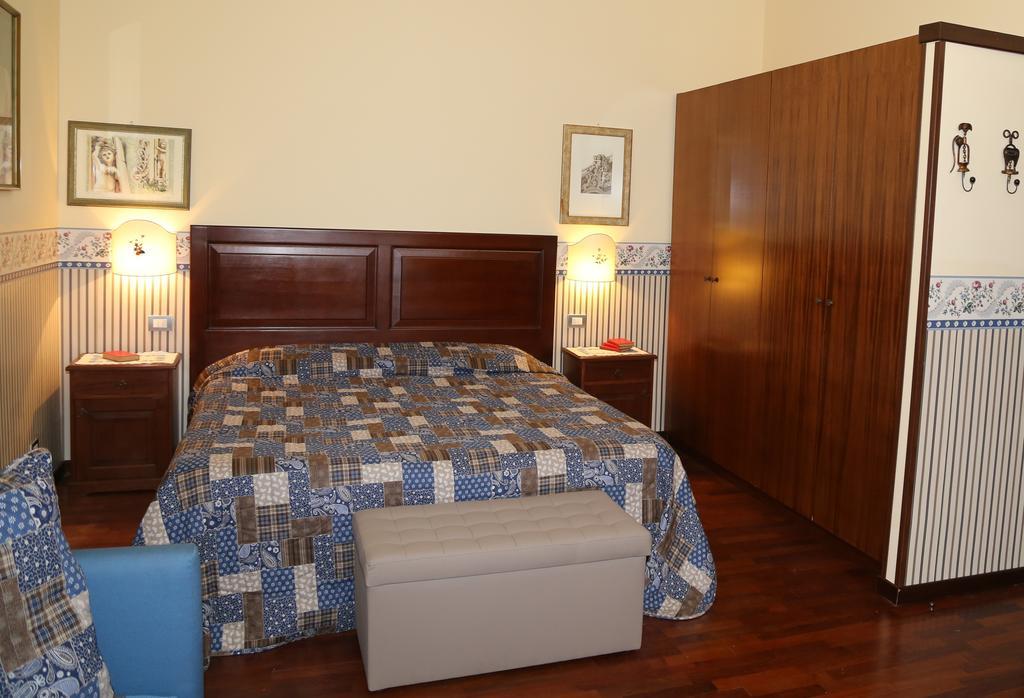 B&B La Vetreria Almaru Катания Стая снимка
